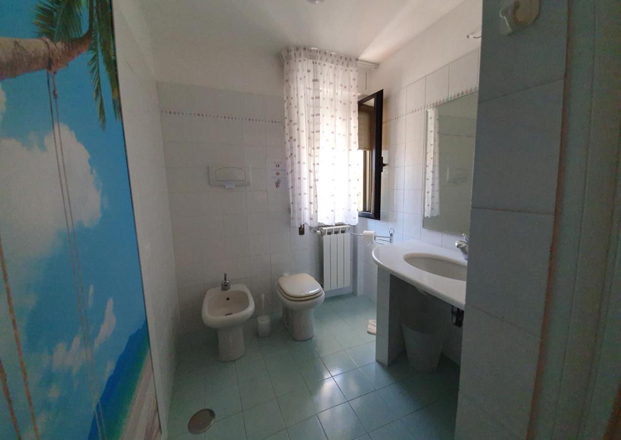 Acquamarina Otel Civitavecchia Dış mekan fotoğraf