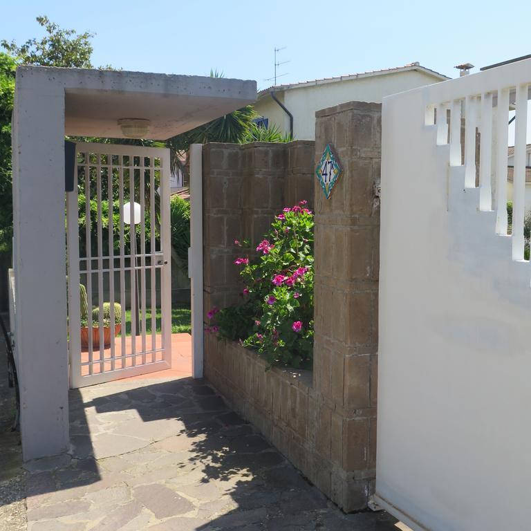 Acquamarina Otel Civitavecchia Dış mekan fotoğraf